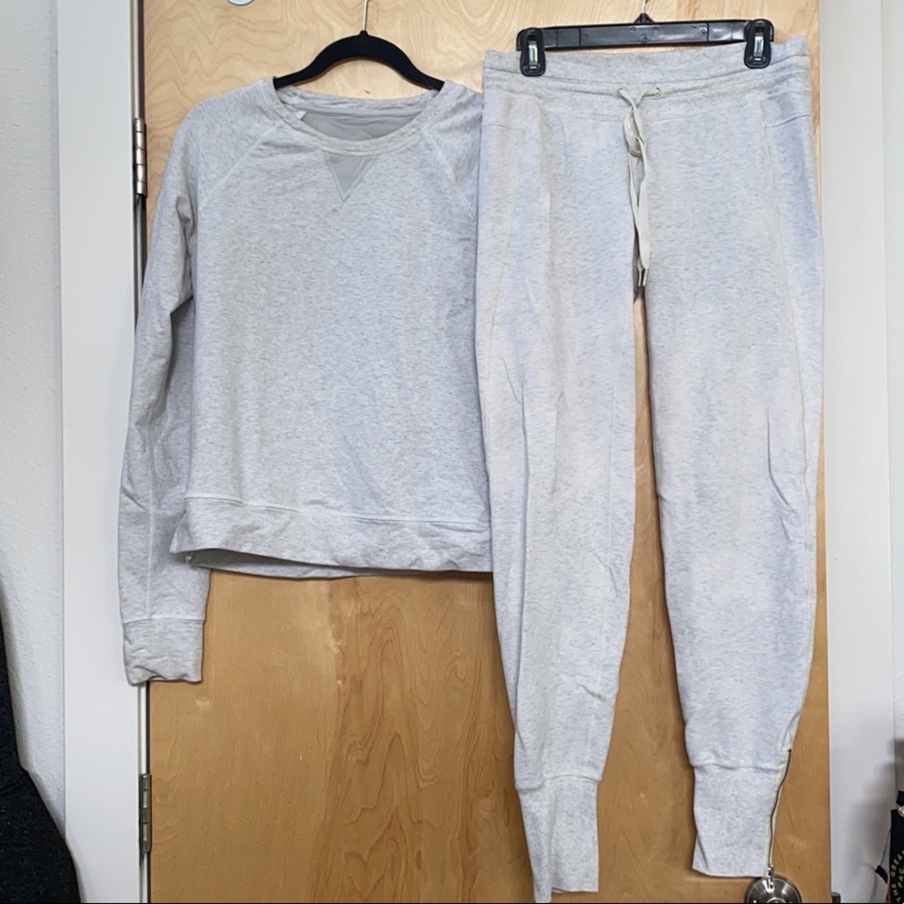 Bundled Lululemon set!